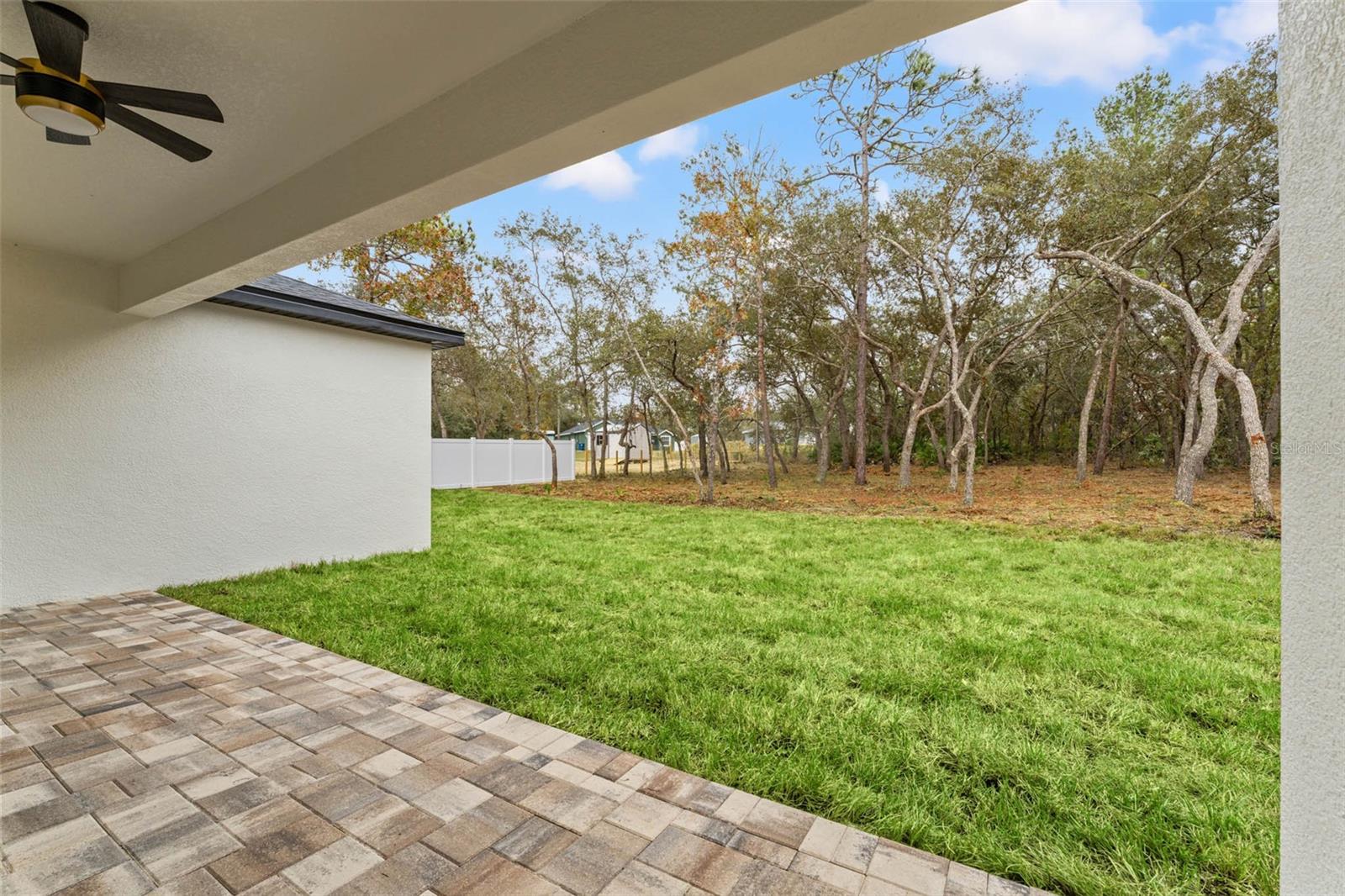 ROYAL HIGHLANDS - Residential