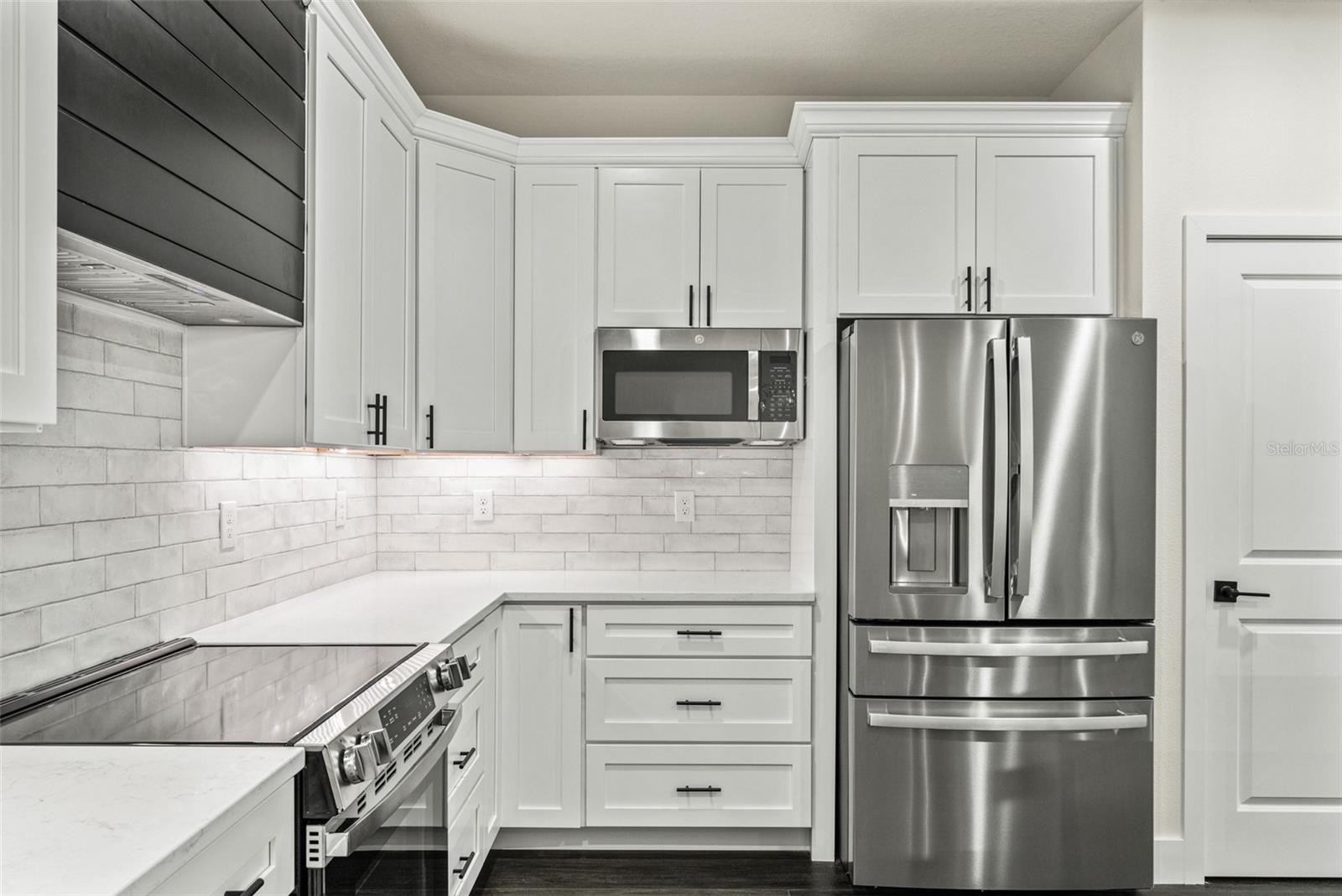 ROYAL HIGHLANDS - Residential