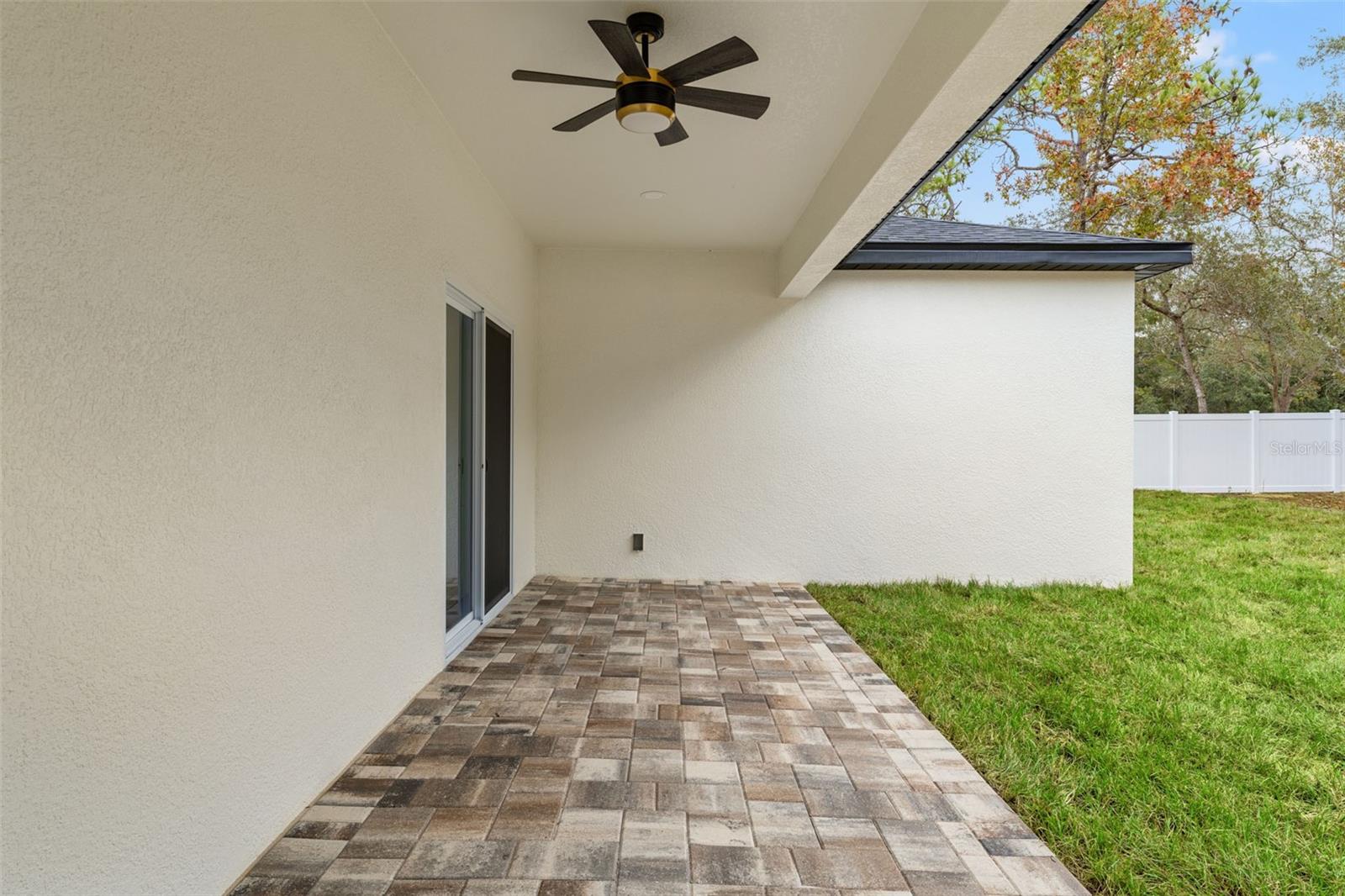 ROYAL HIGHLANDS - Residential