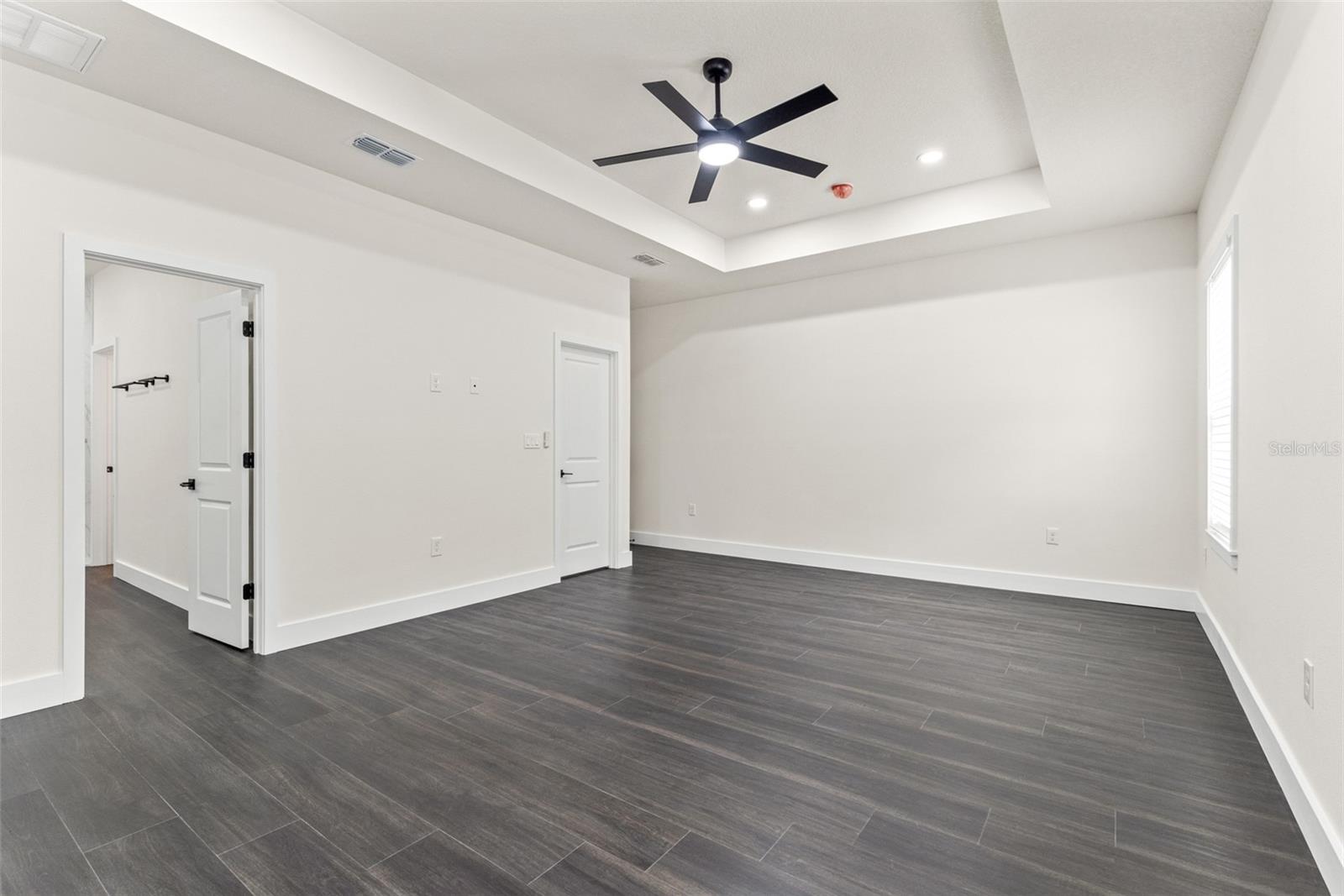 ROYAL HIGHLANDS - Residential