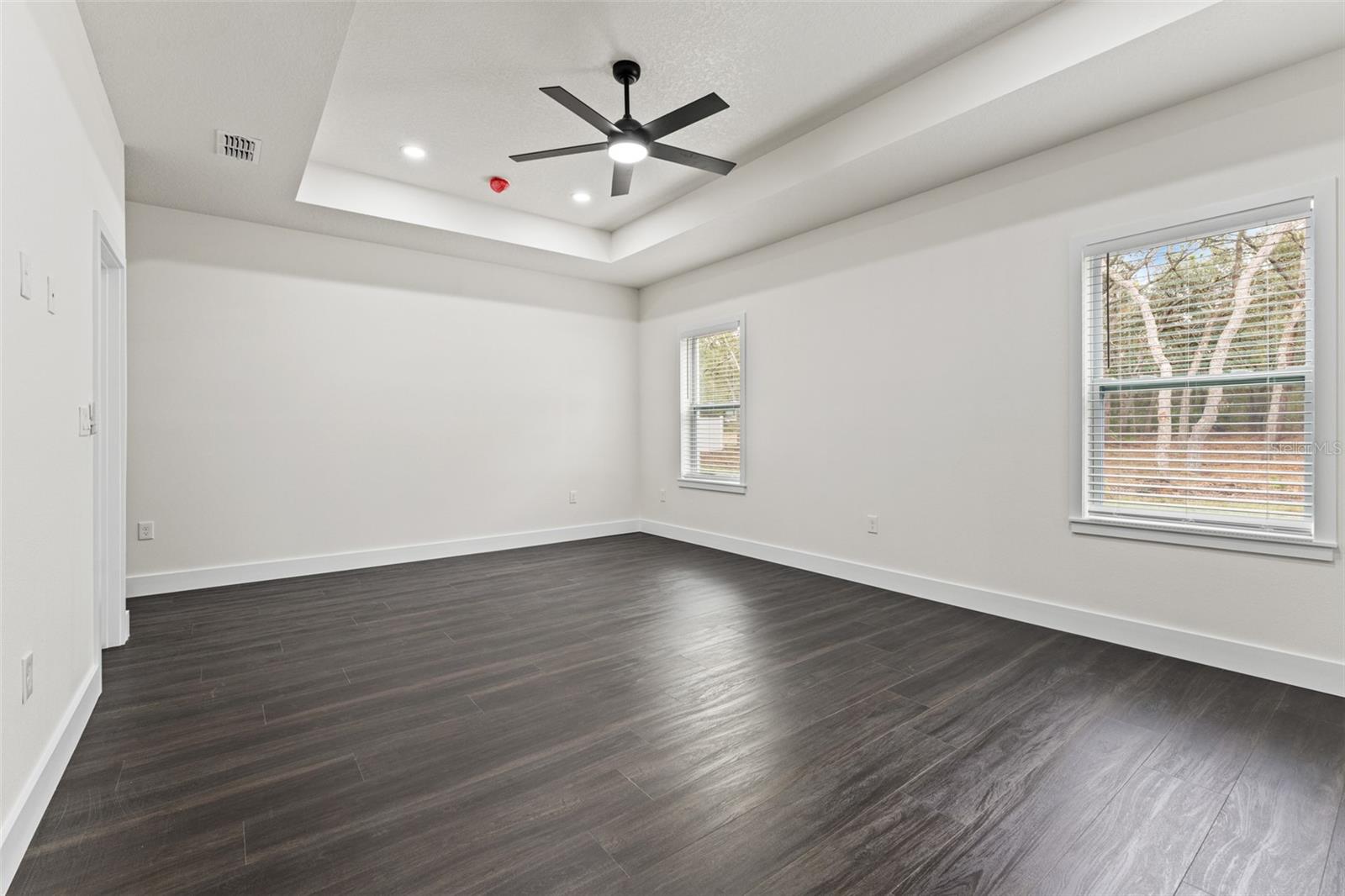 ROYAL HIGHLANDS - Residential