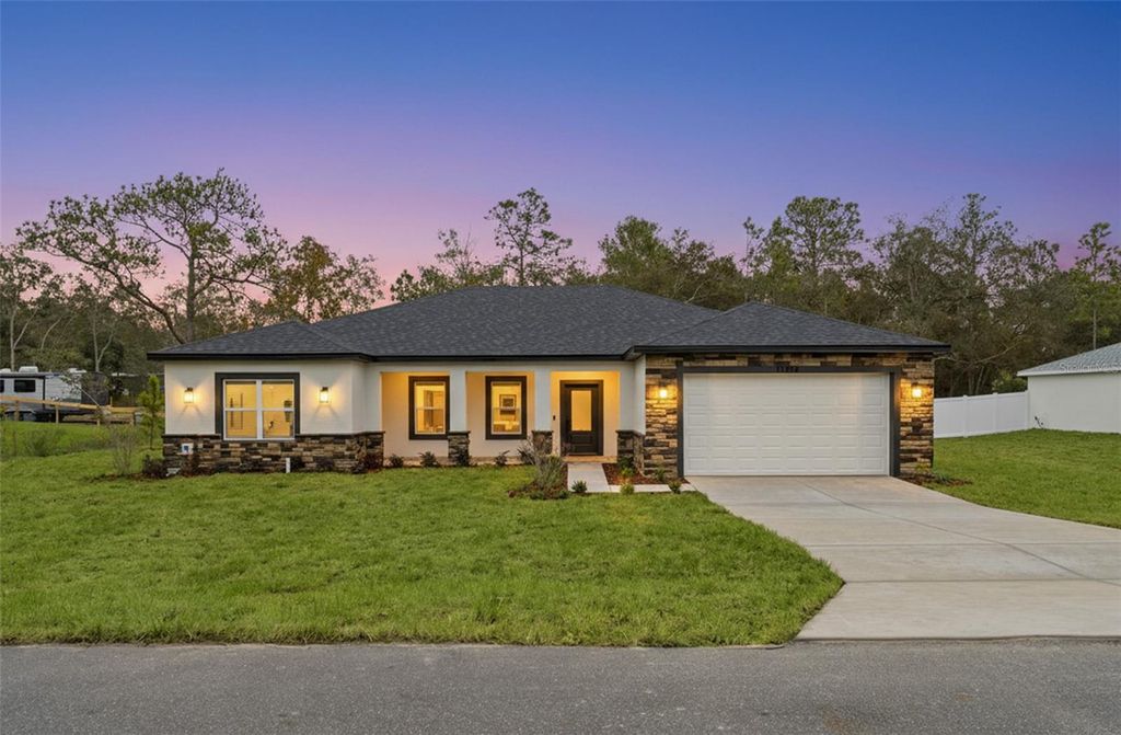 Photo of 11374 Paramount Avenue, Weeki Wachee, FL 34614 (MLS # W7881340)