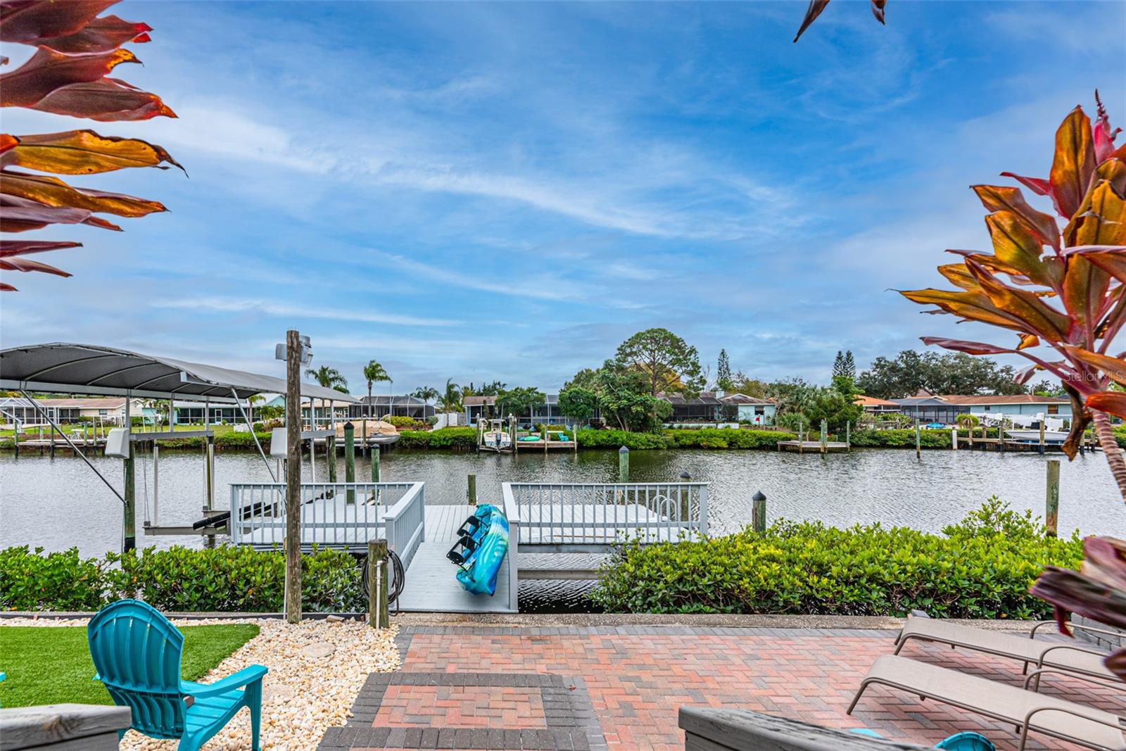 A RESUB OF A POR OF APOLLO - Residential Lease