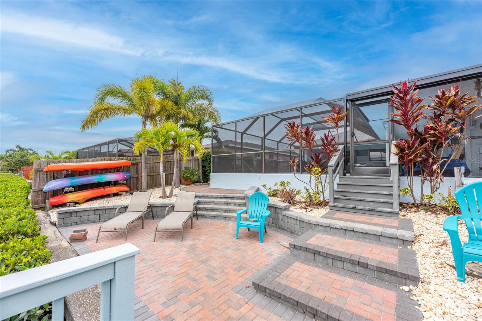A RESUB OF A POR OF APOLLO - Residential Lease