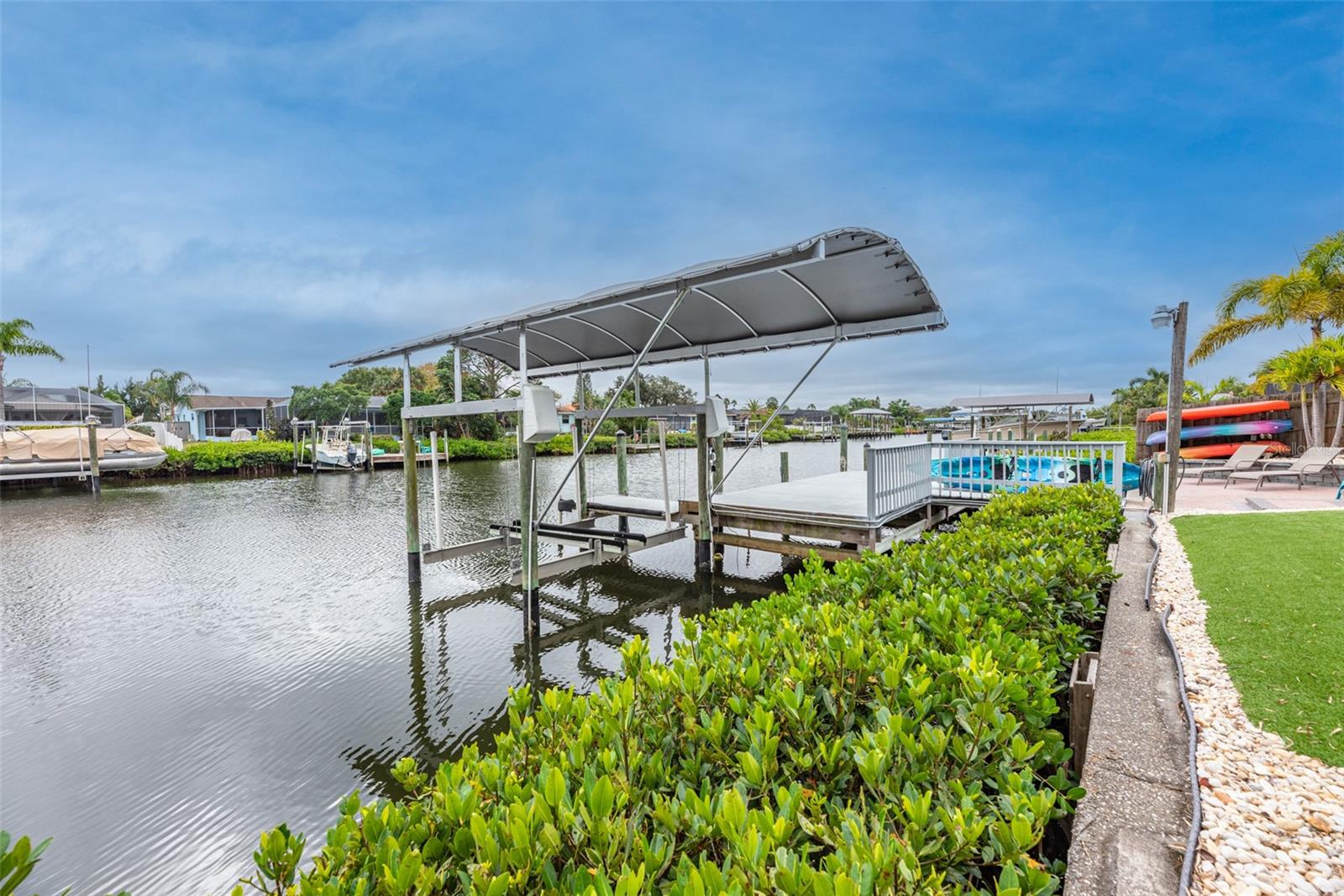 A RESUB OF A POR OF APOLLO - Residential Lease