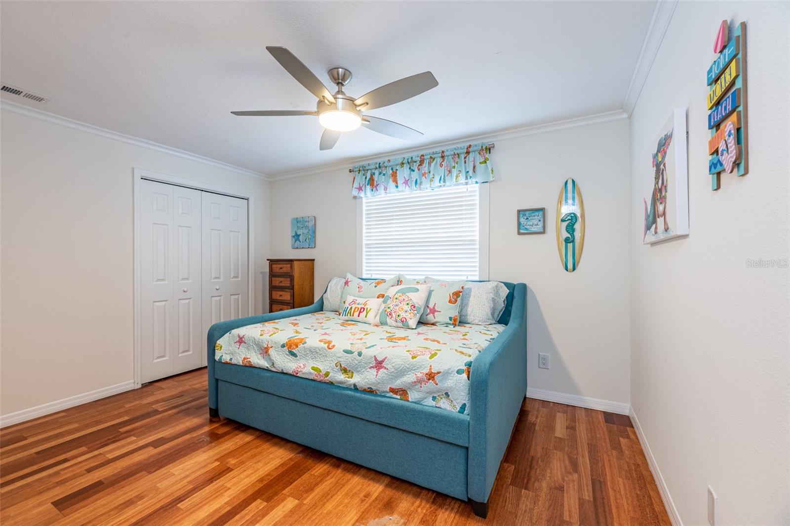 A RESUB OF A POR OF APOLLO - Residential Lease
