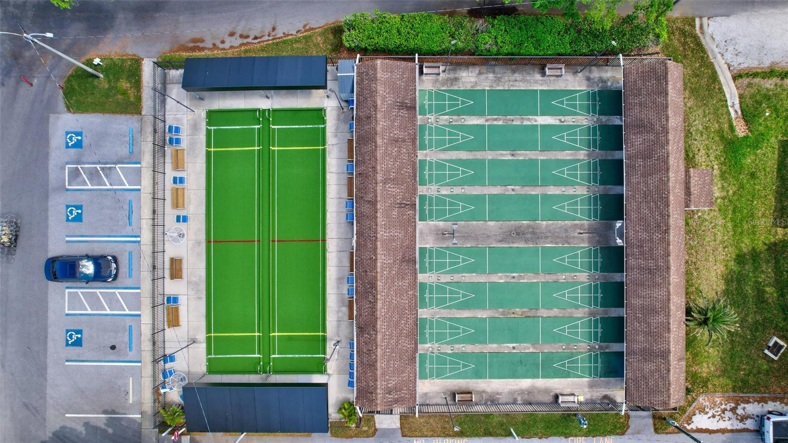 PATIO CONDO 1 - Residential