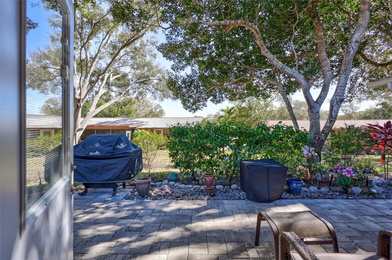 PATIO CONDO 1 - Residential