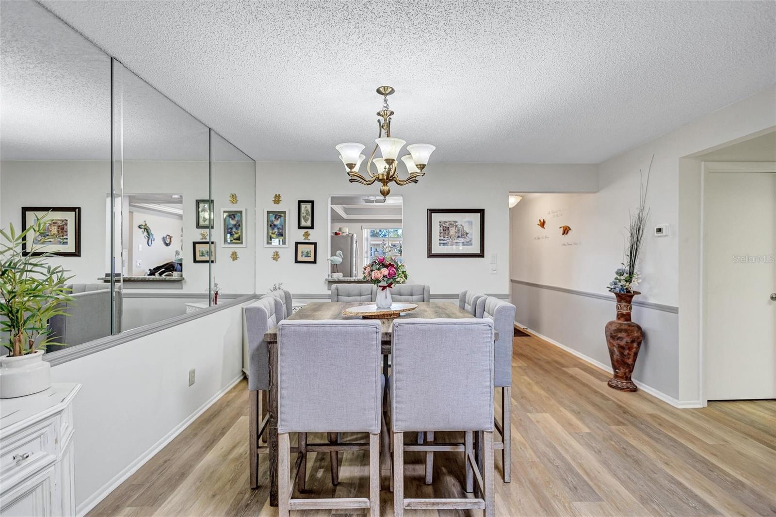 PATIO CONDO 1 - Residential