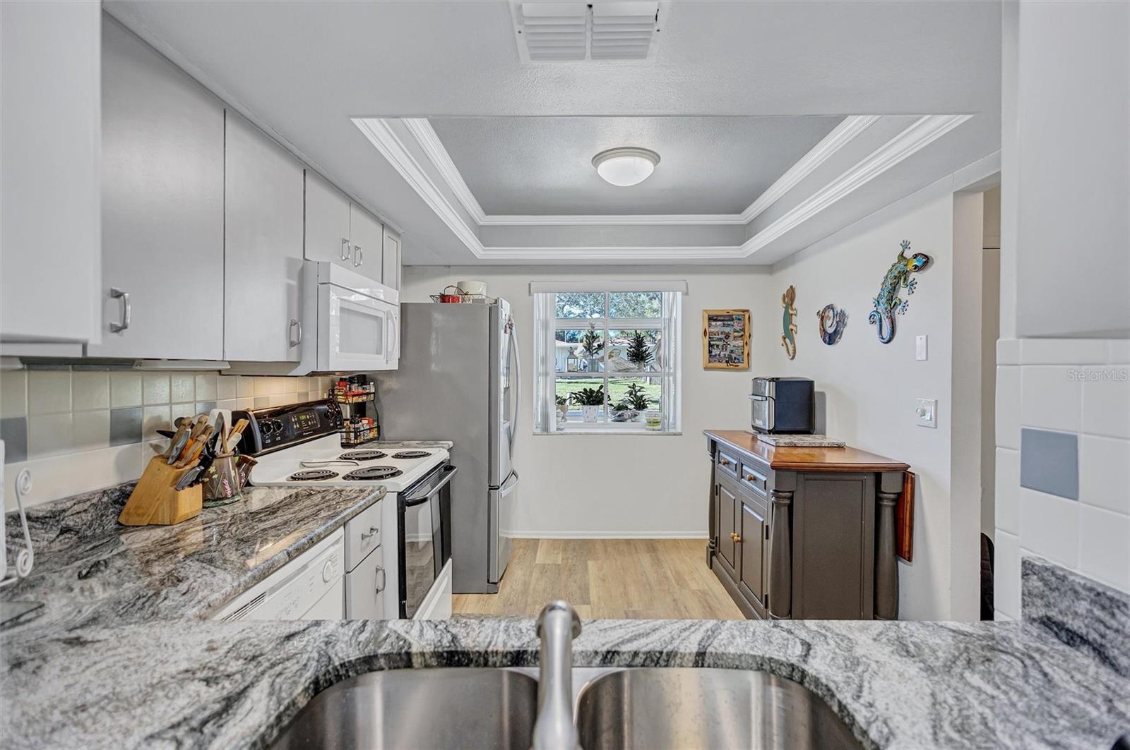 PATIO CONDO 1 - Residential