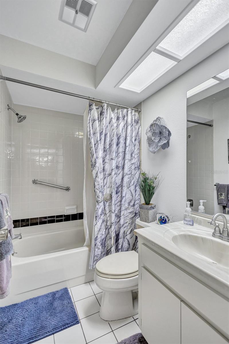 PATIO CONDO 1 - Residential