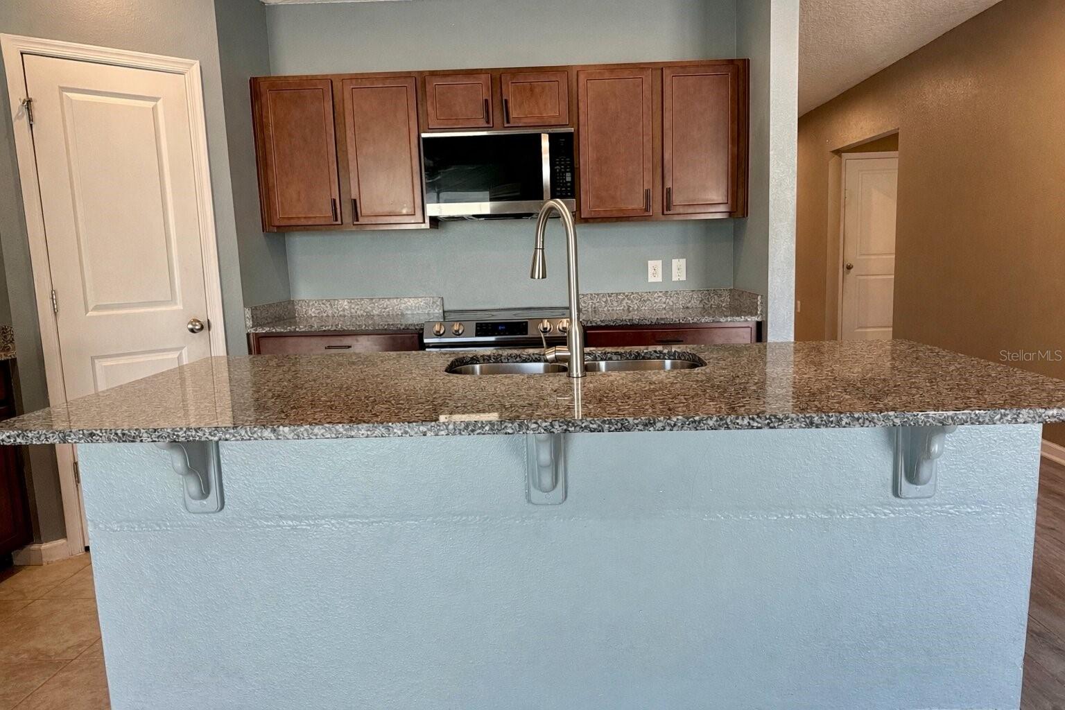 SOUTHERN XING - Residential Lease