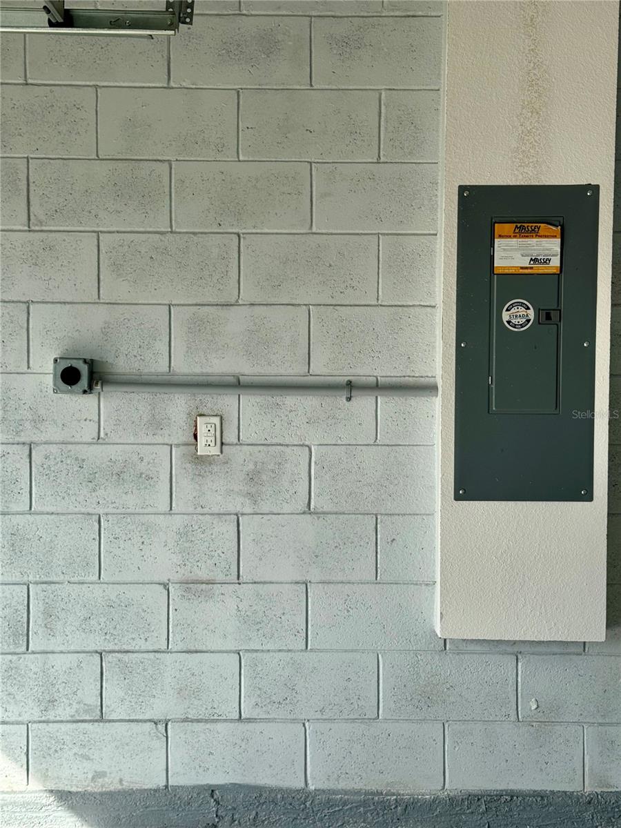 SOUTHERN XING - Residential Lease