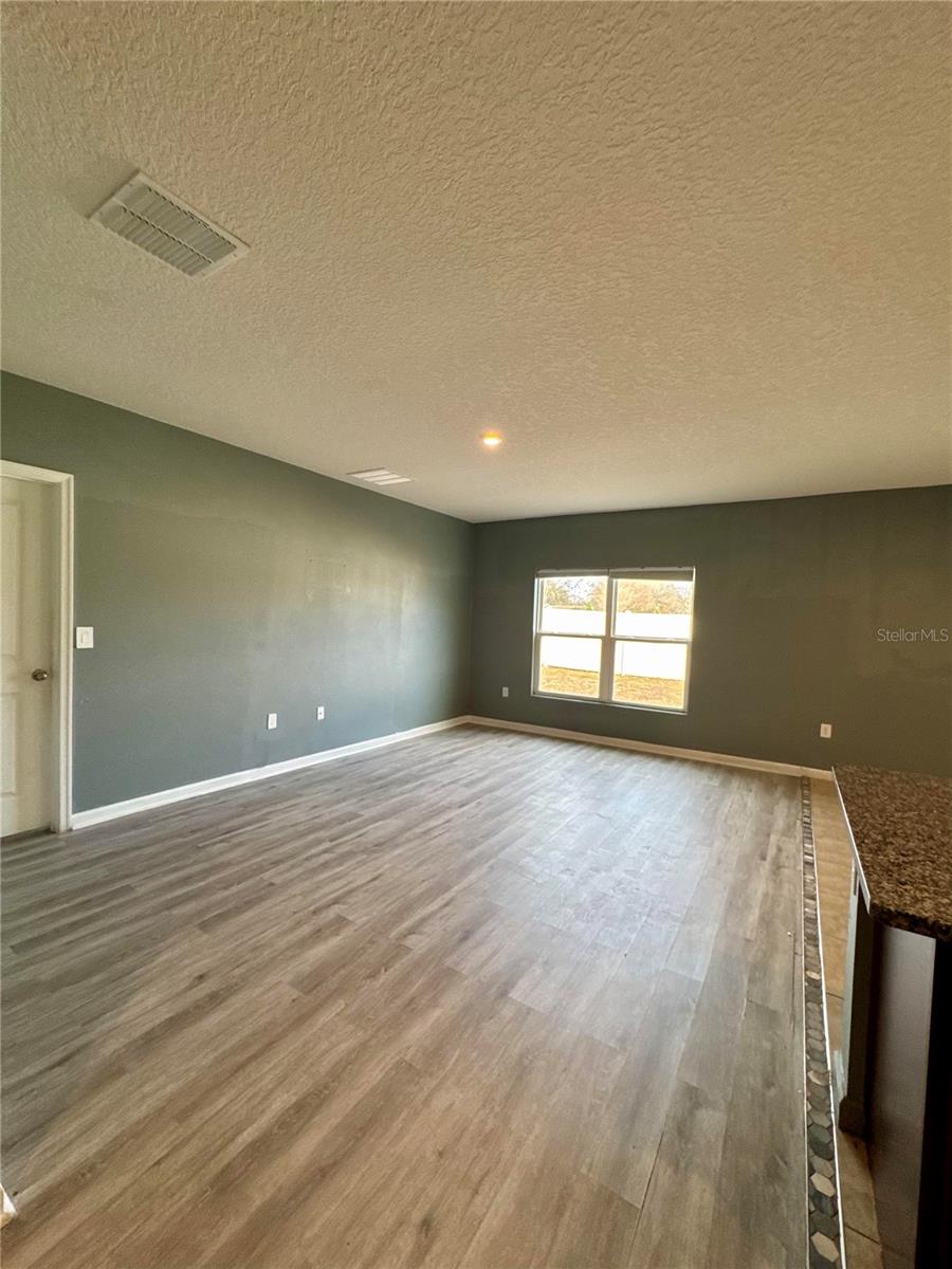 SOUTHERN XING - Residential Lease