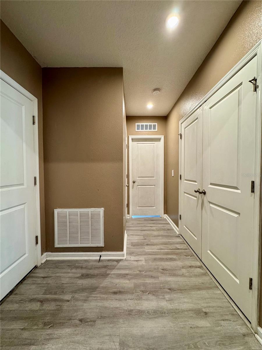 SOUTHERN XING - Residential Lease