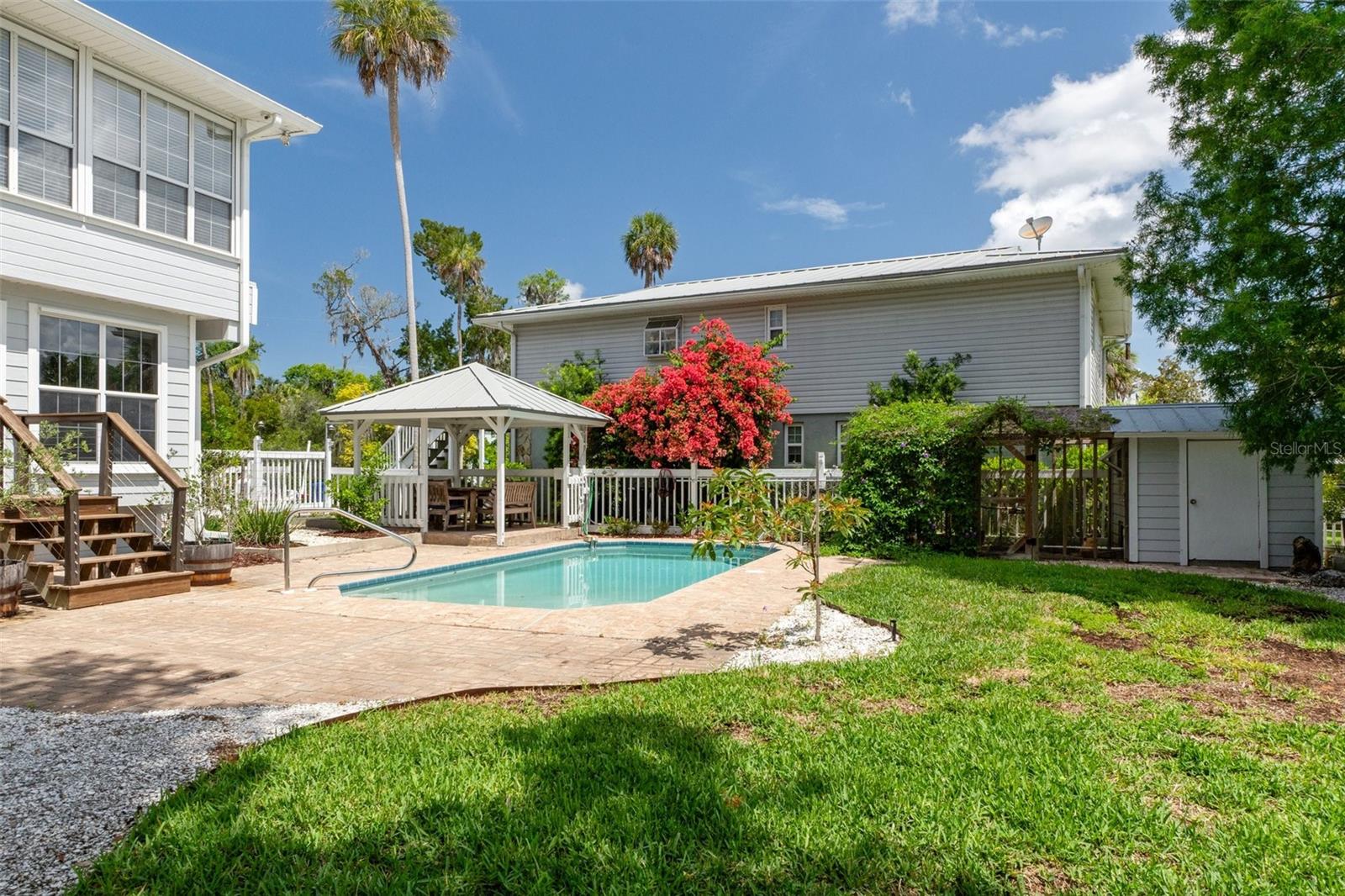 WOODWARD PARK - Residential