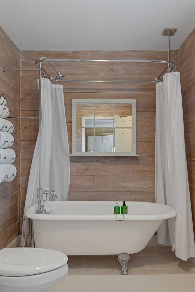 WOODWARD PARK - Residential