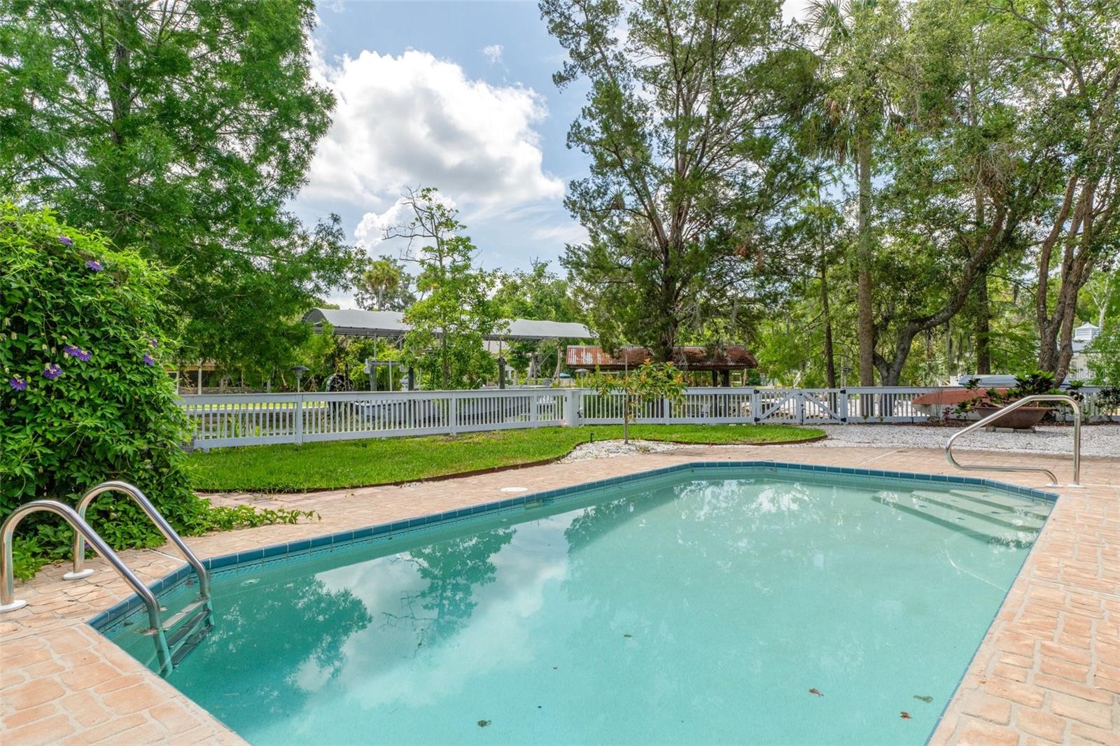 WOODWARD PARK - Residential