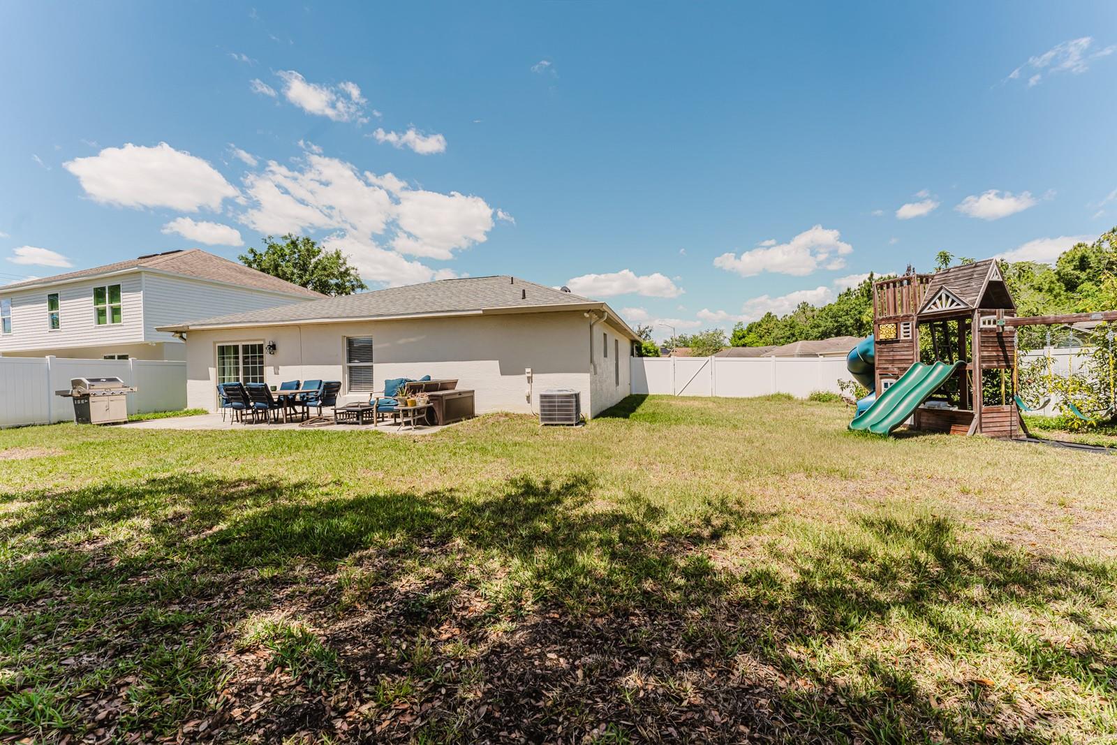 CORNER LAKE PH 03 A & B - Residential