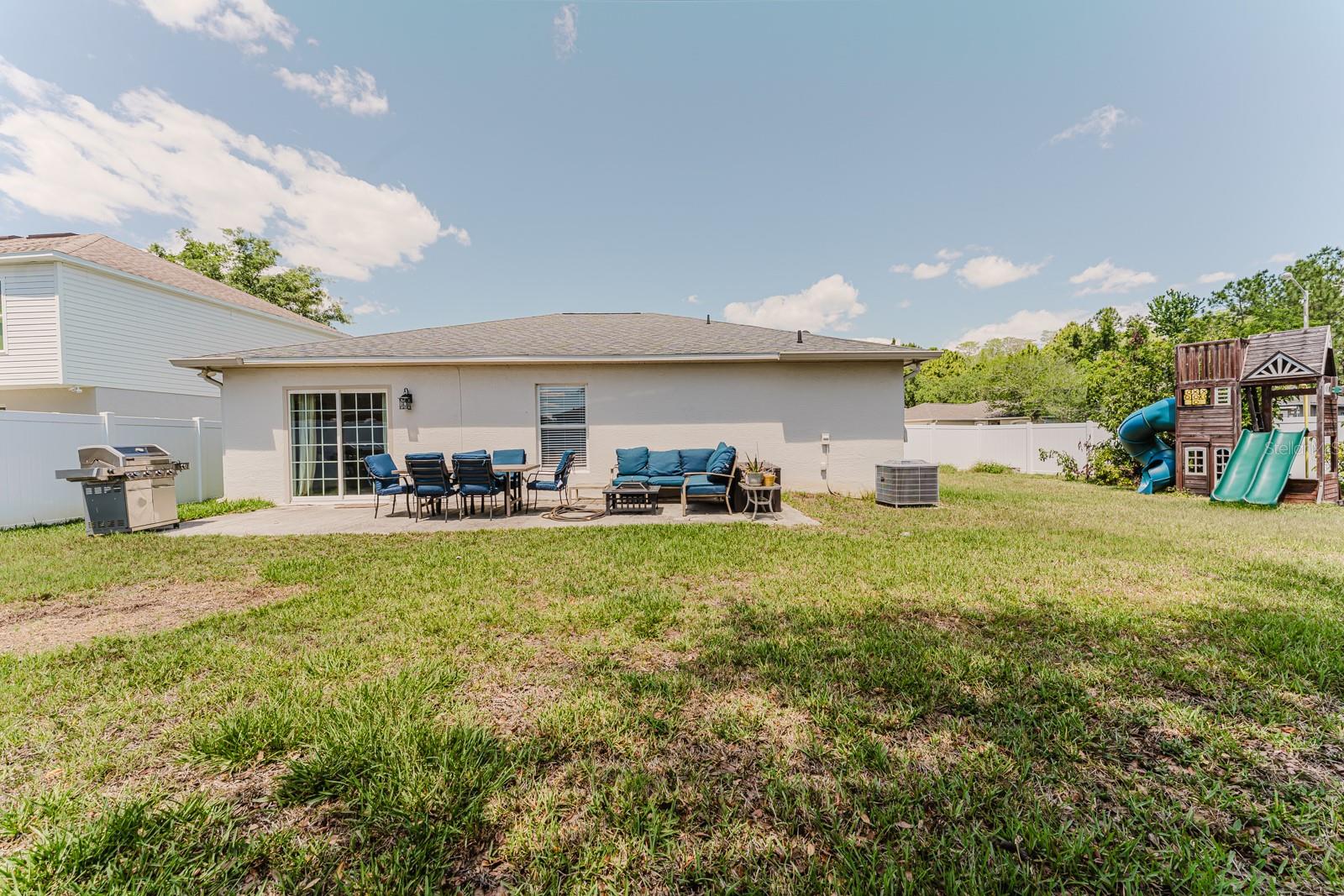 CORNER LAKE PH 03 A & B - Residential