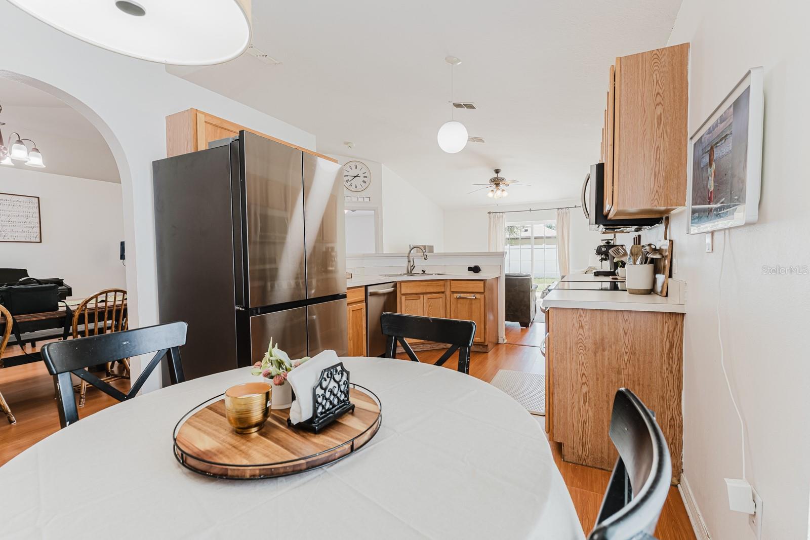 CORNER LAKE PH 03 A & B - Residential