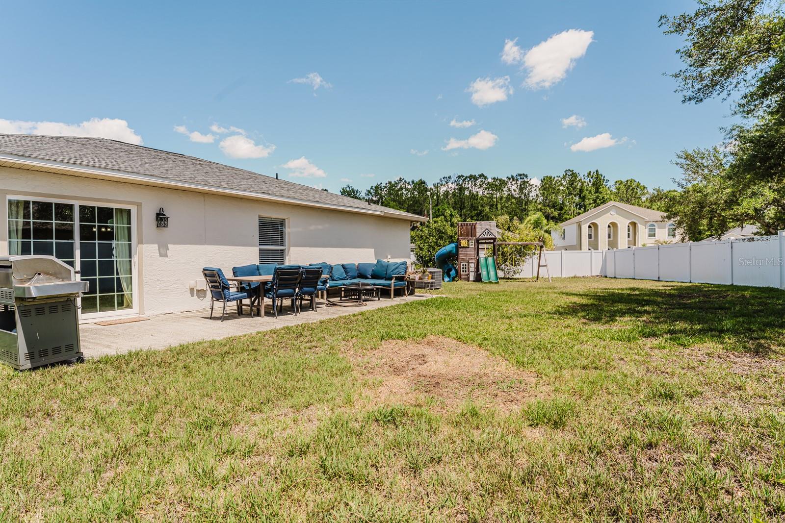 CORNER LAKE PH 03 A & B - Residential