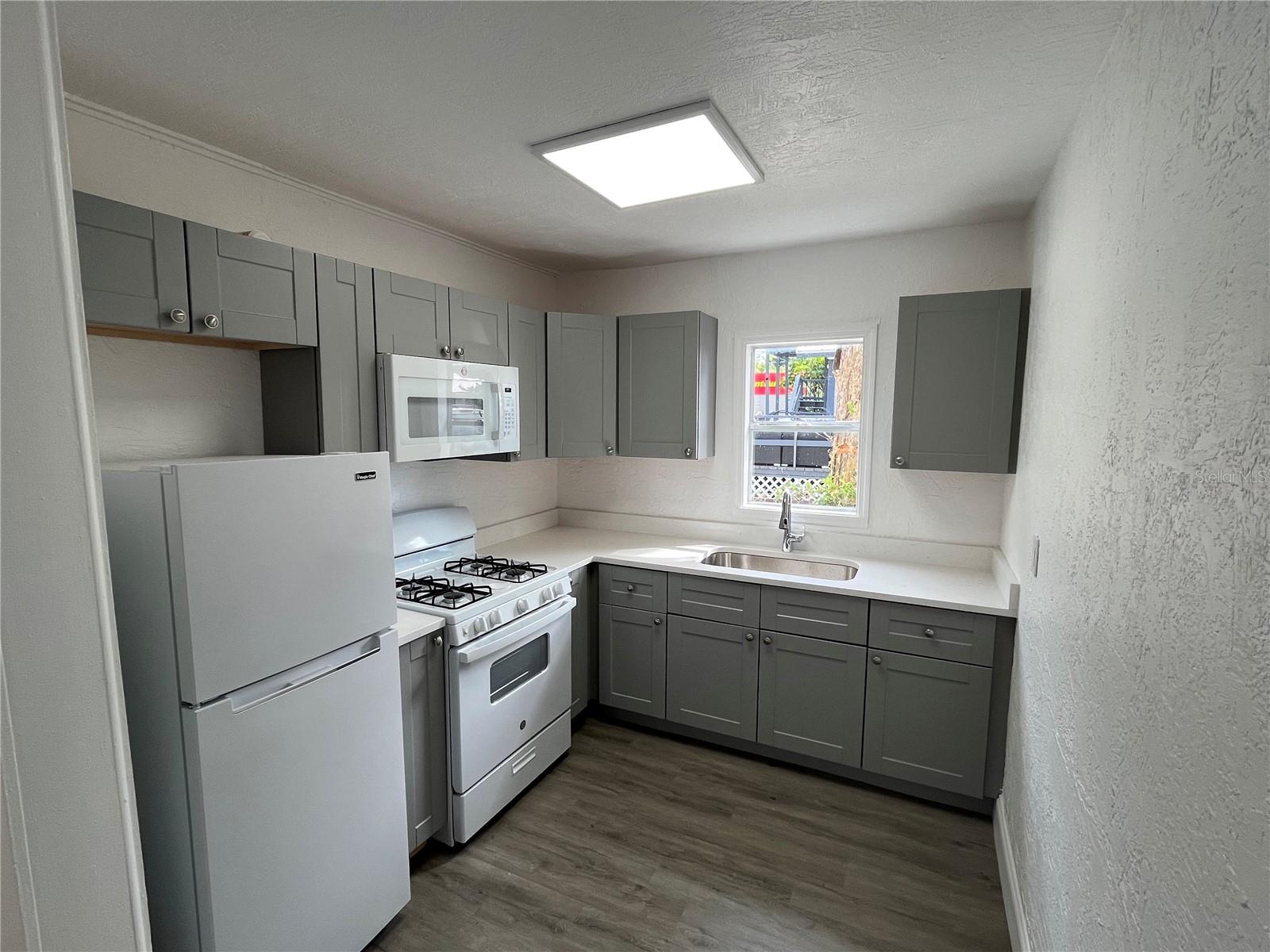 CONNORS NEW SMYRNA - Residential Lease