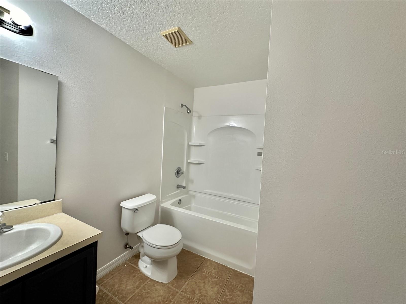 PARADISE CAY - Residential Lease