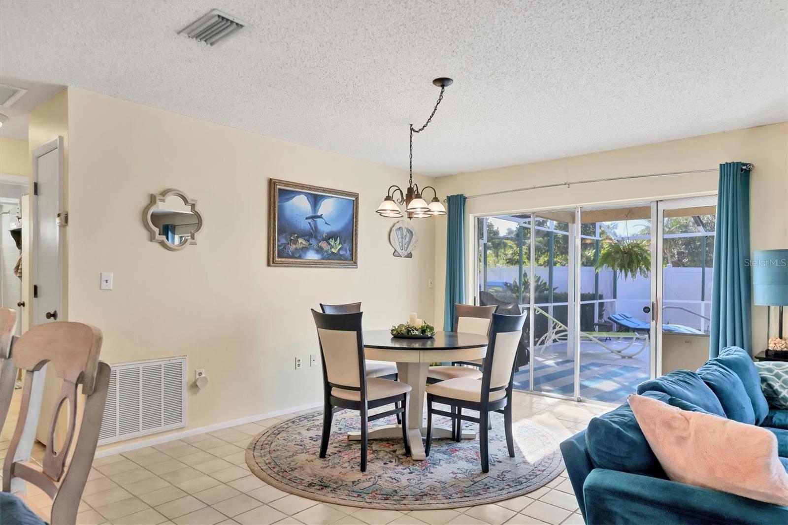 VILLAGE GREEN OF BRADENTON - Residential