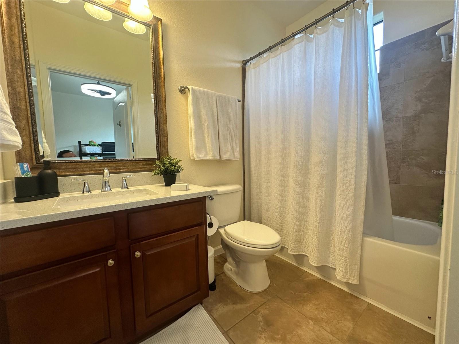 BELLA PIAZZA - Residential