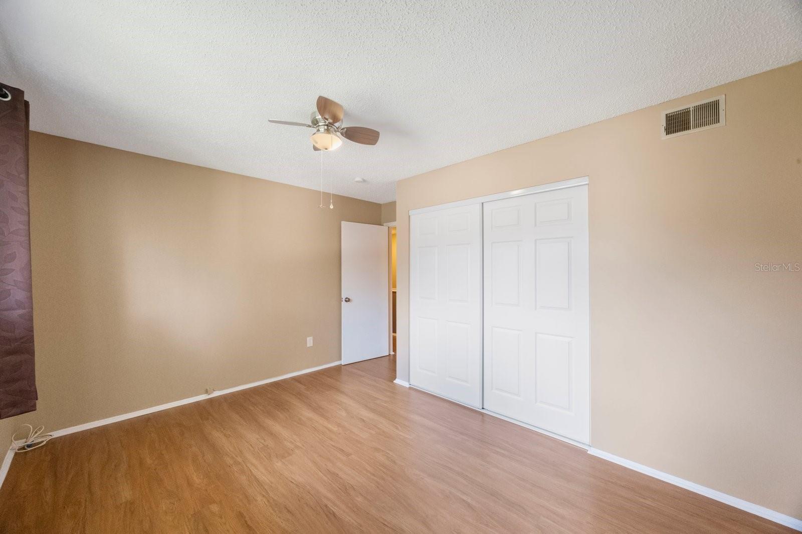 RAINTREE VILLAGE CONDO N - Residential