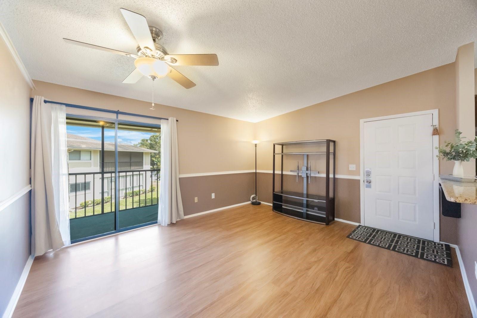 RAINTREE VILLAGE CONDO N - Residential