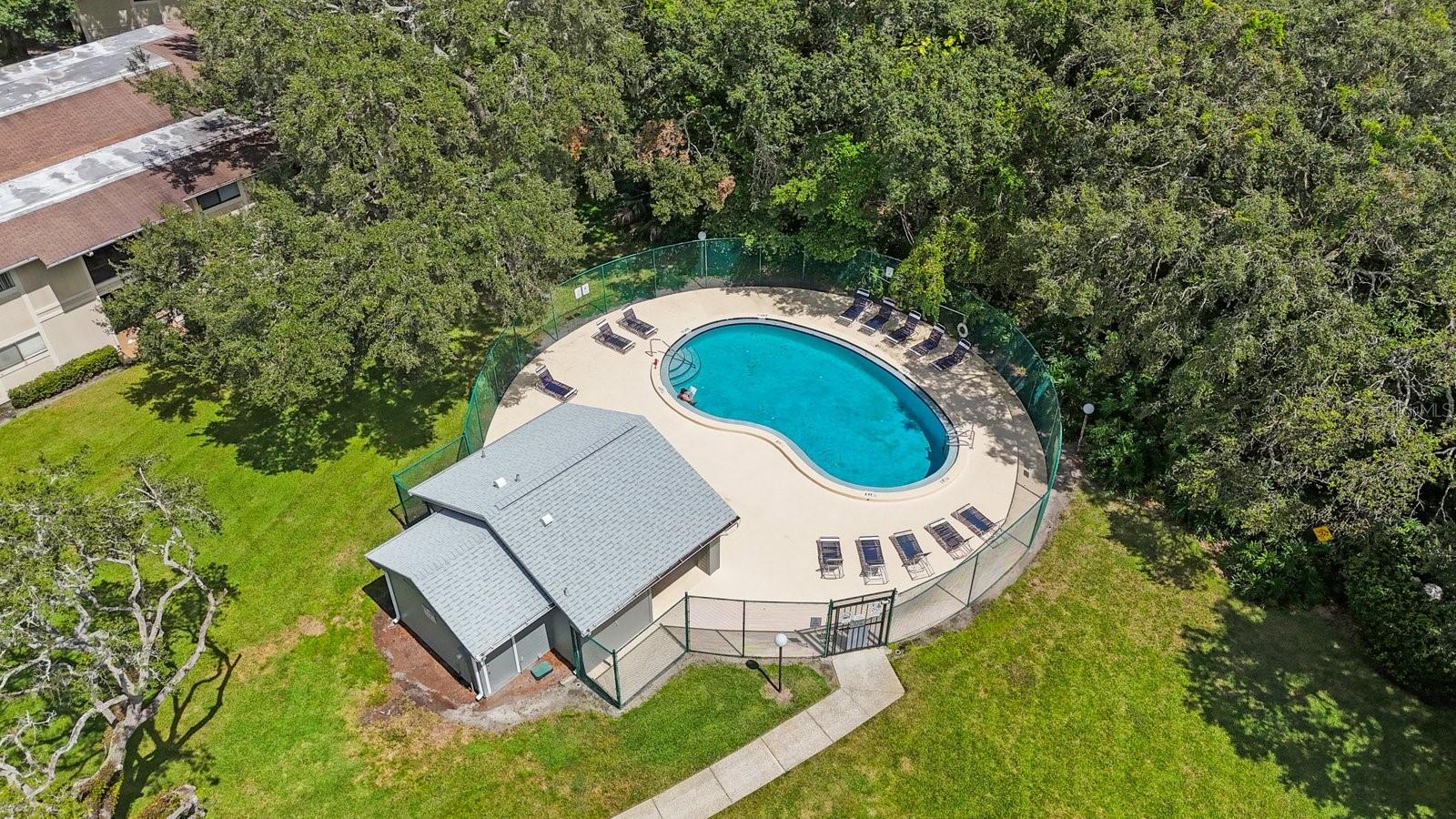 RAINTREE VILLAGE CONDO N - Residential