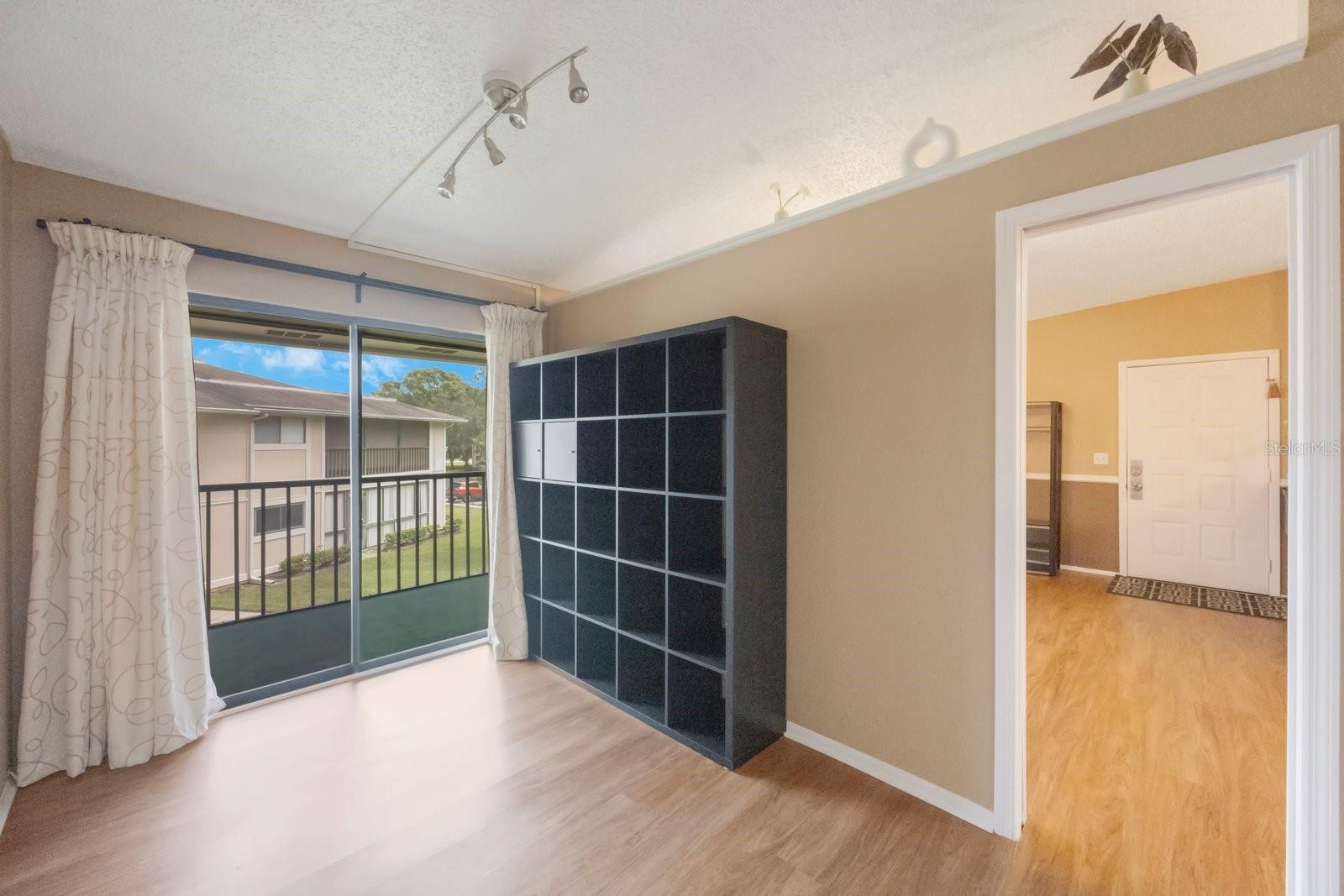 RAINTREE VILLAGE CONDO N - Residential