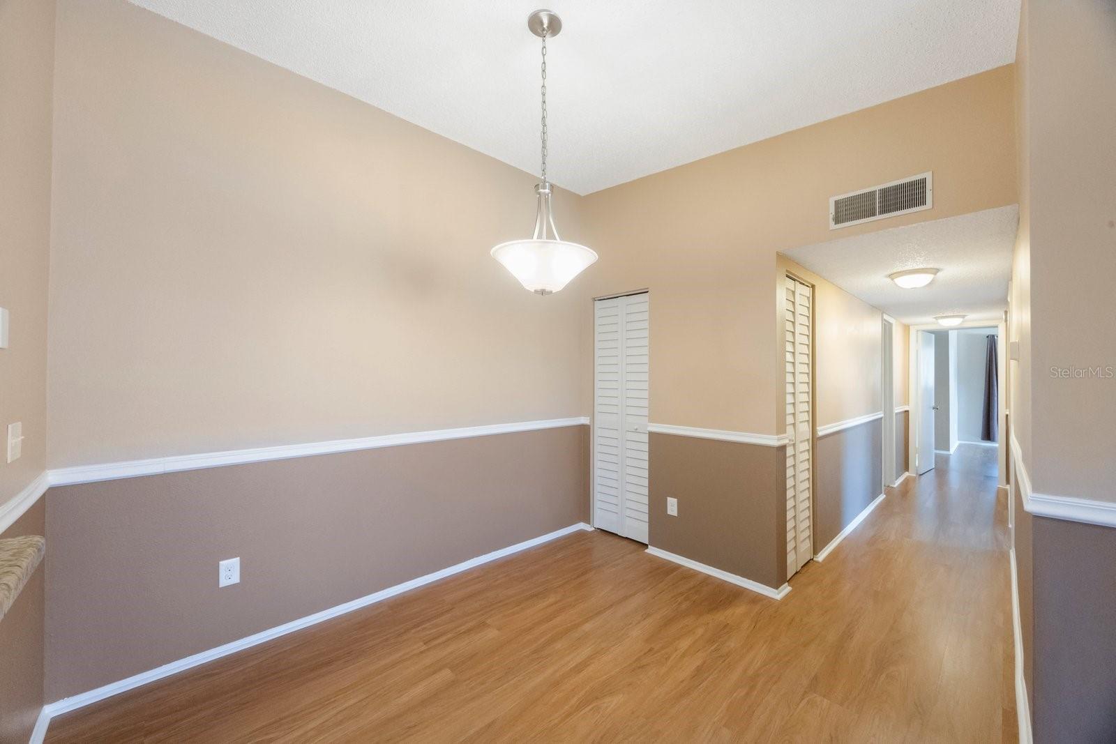 RAINTREE VILLAGE CONDO N - Residential