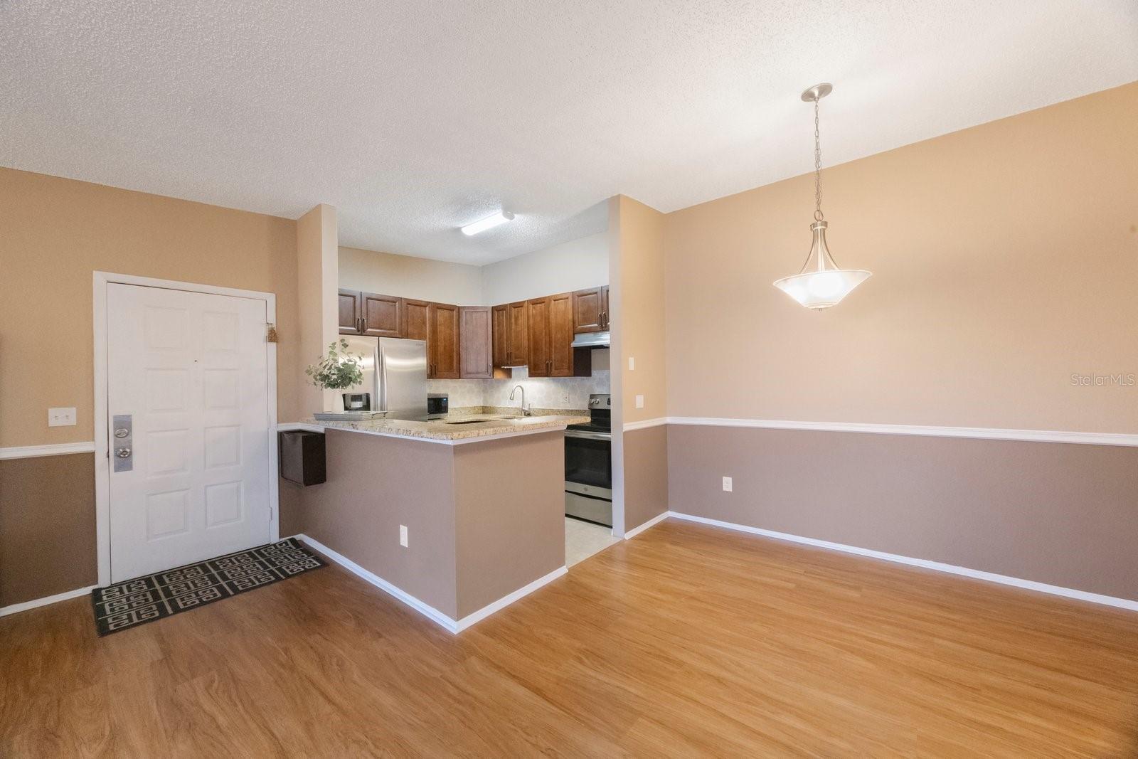 RAINTREE VILLAGE CONDO N - Residential