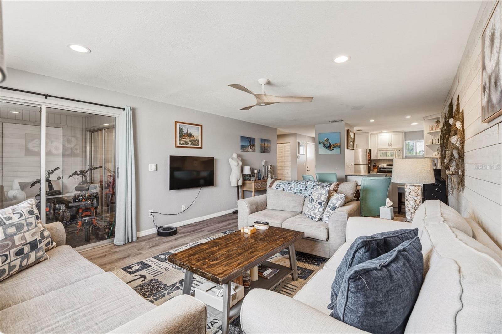 EDGEWATER VILLAGE - Residential