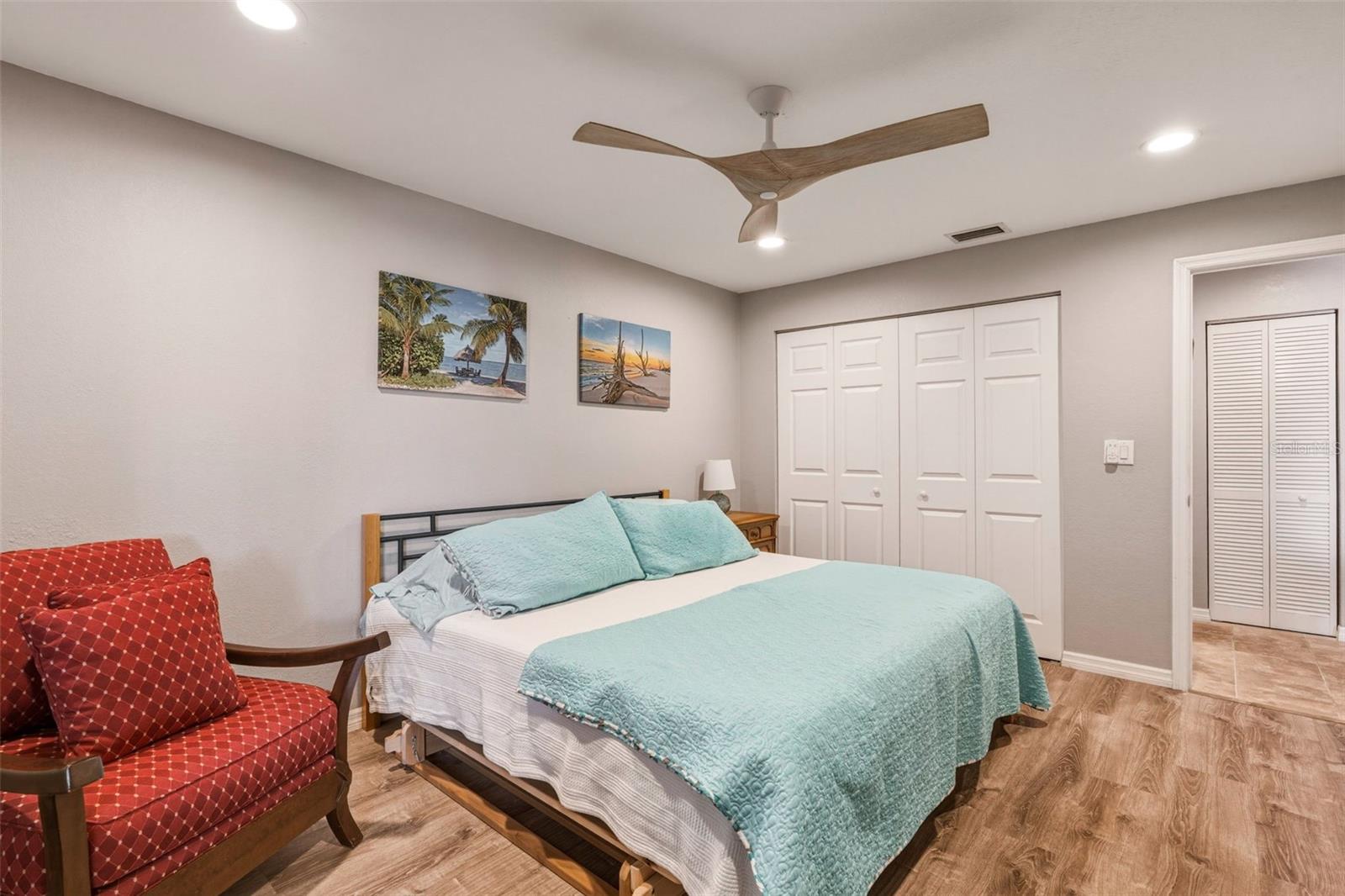 EDGEWATER VILLAGE - Residential