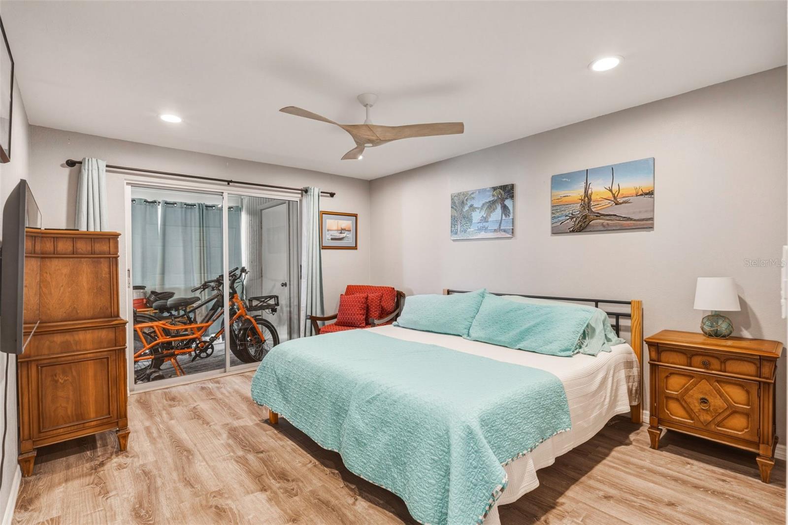 EDGEWATER VILLAGE - Residential