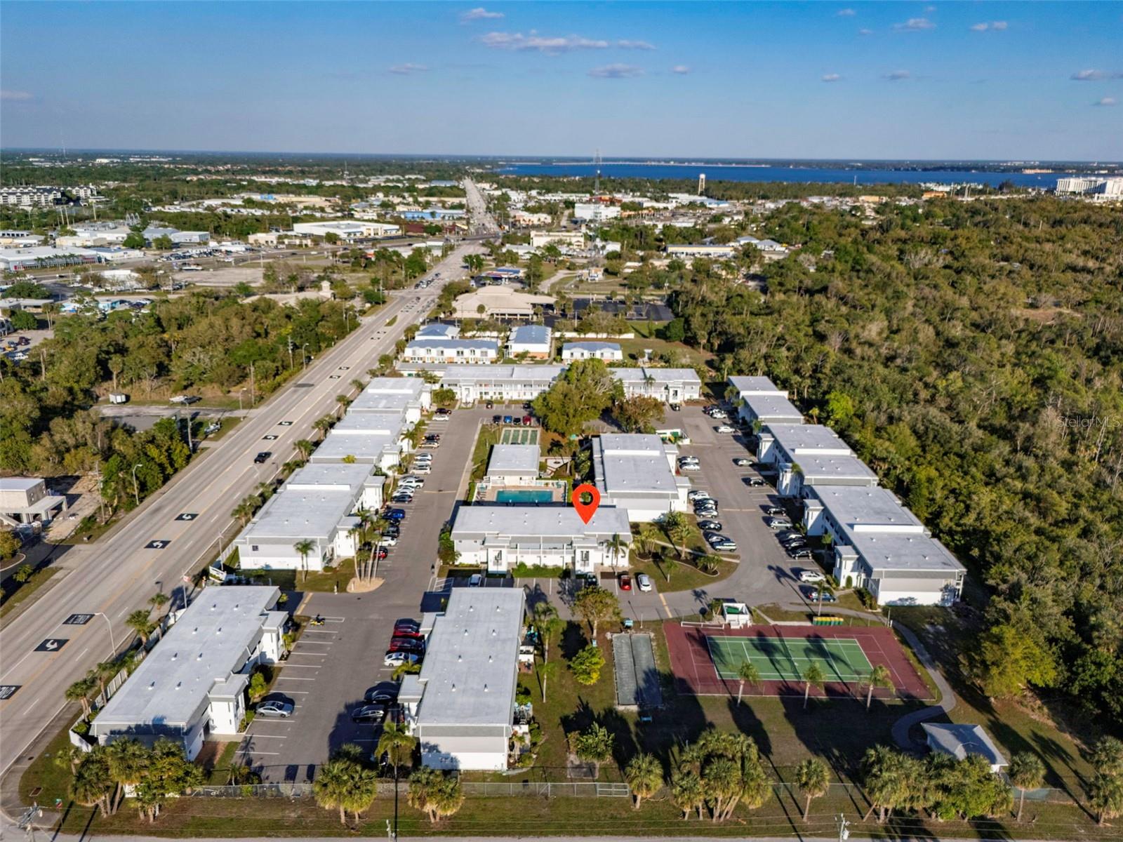 EDGEWATER VILLAGE - Residential