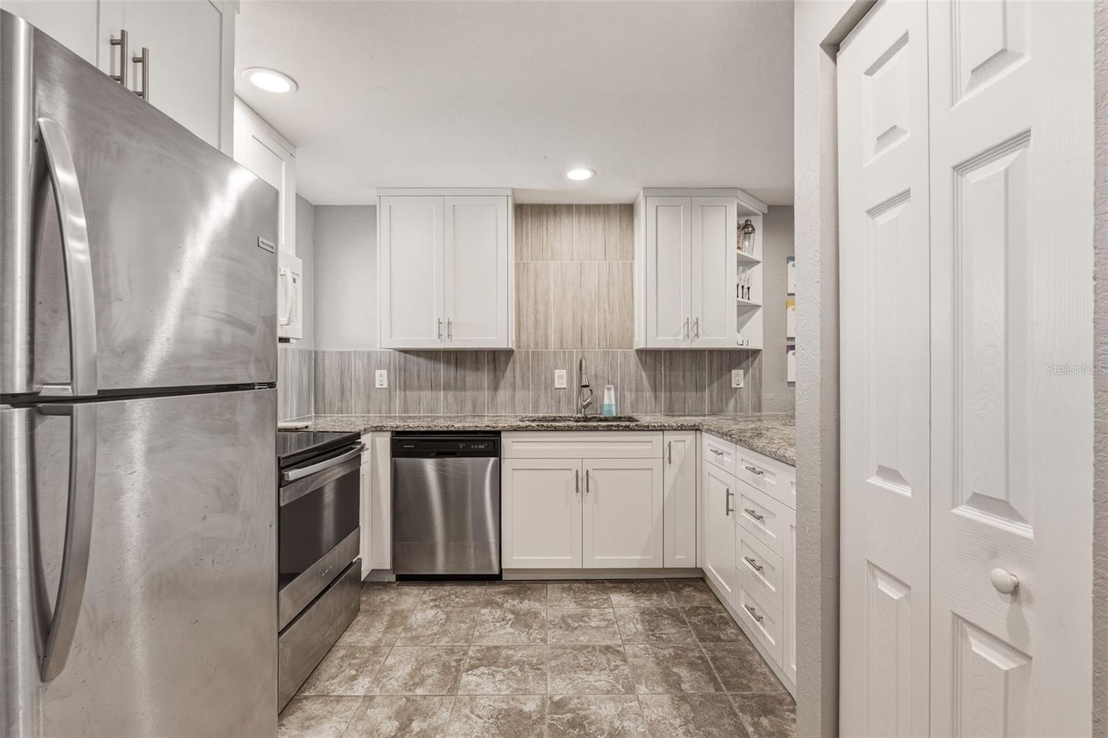 EDGEWATER VILLAGE - Residential