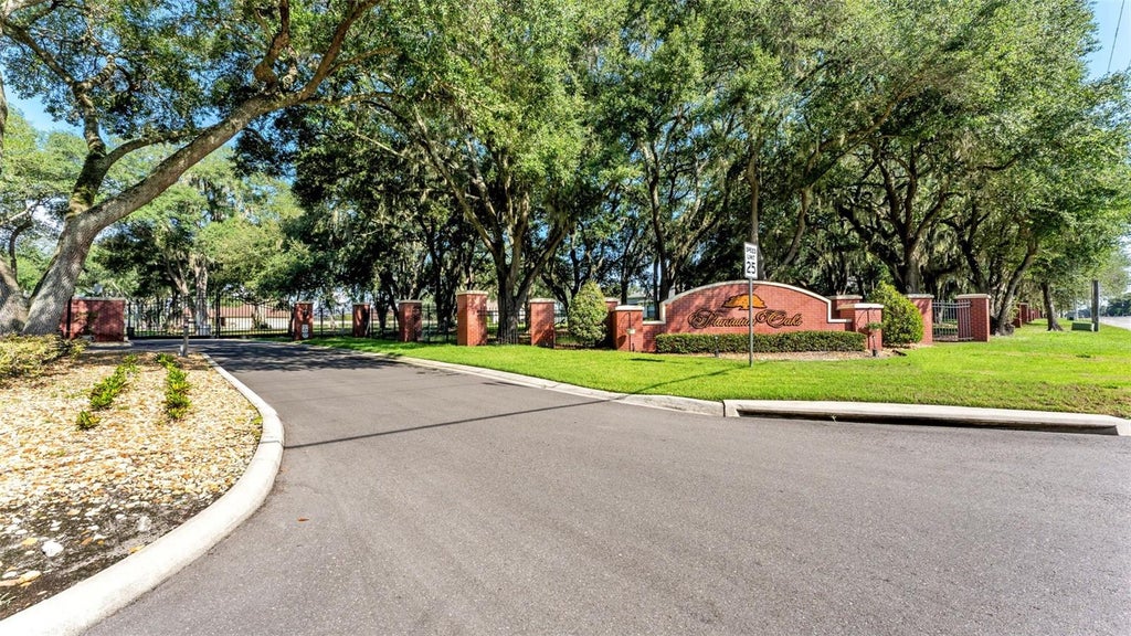Photo of 6923 Orianna Oaks Drive, Plant City, FL 33567 (MLS # L4963221)
