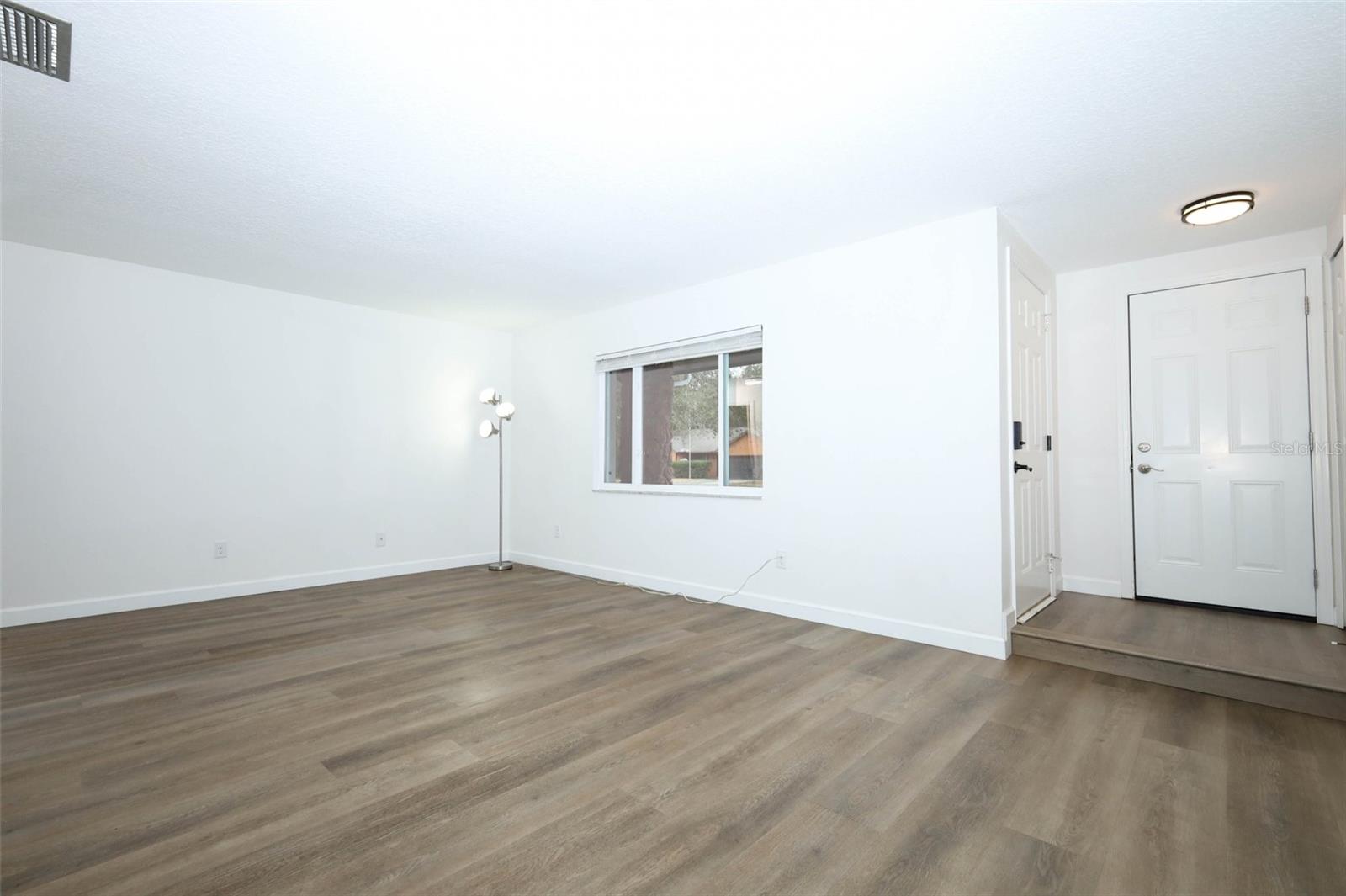 NORTH ORLANDO RANCHES SEC 09 - Residential