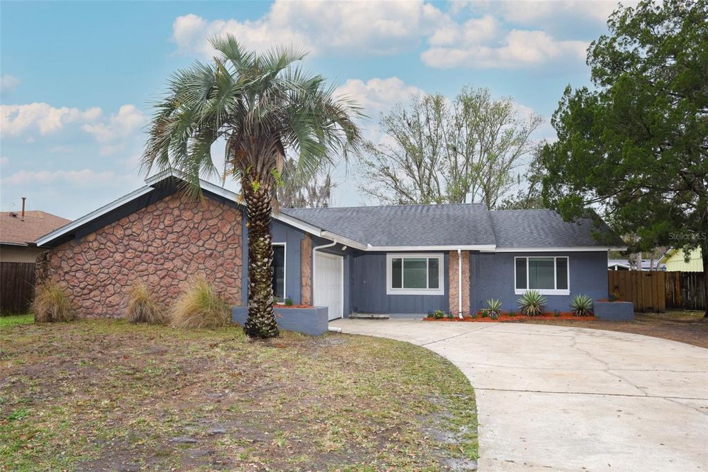 Photo of 110 Mockingbird Lane, Winter Springs, FL 32708 (MLS # O6383626)
