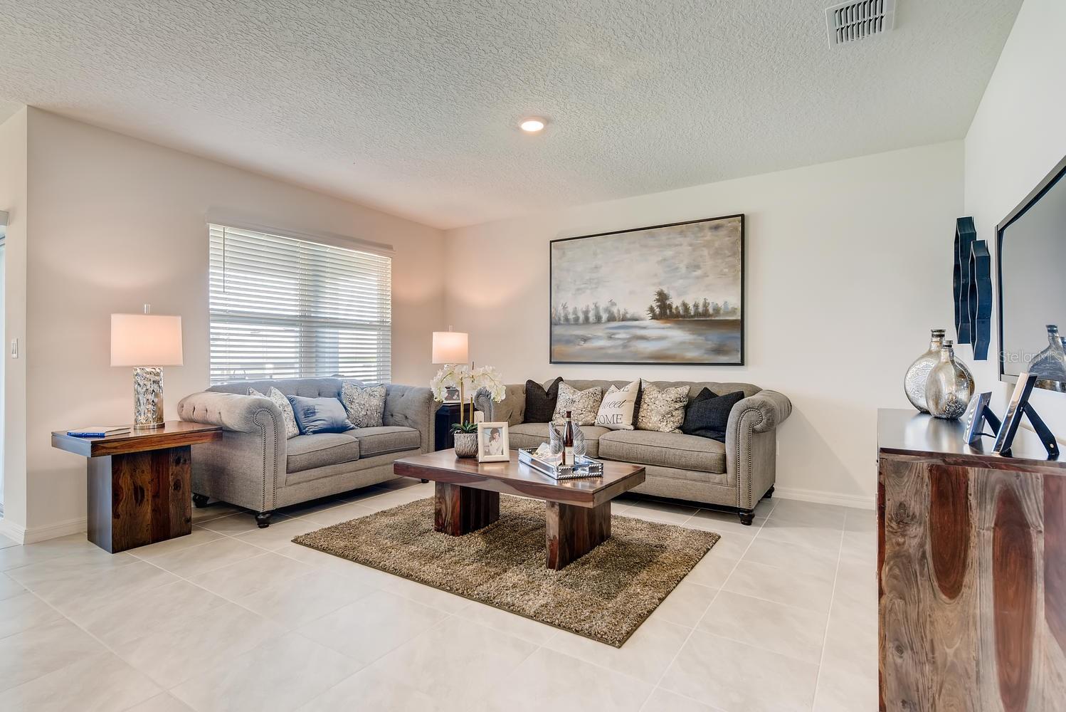 2259 LAKE PRESERVE CIRCLE