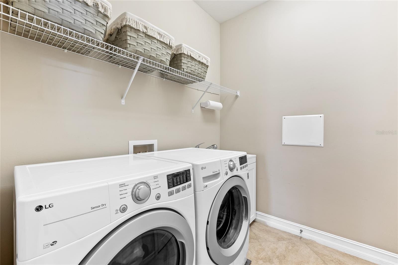 CALUSA PARK - Residential Lease