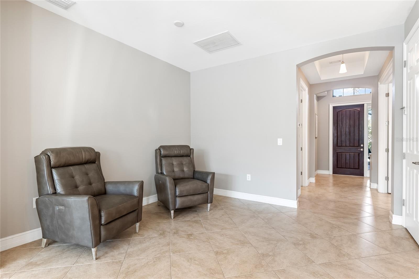 CALUSA PARK - Residential Lease