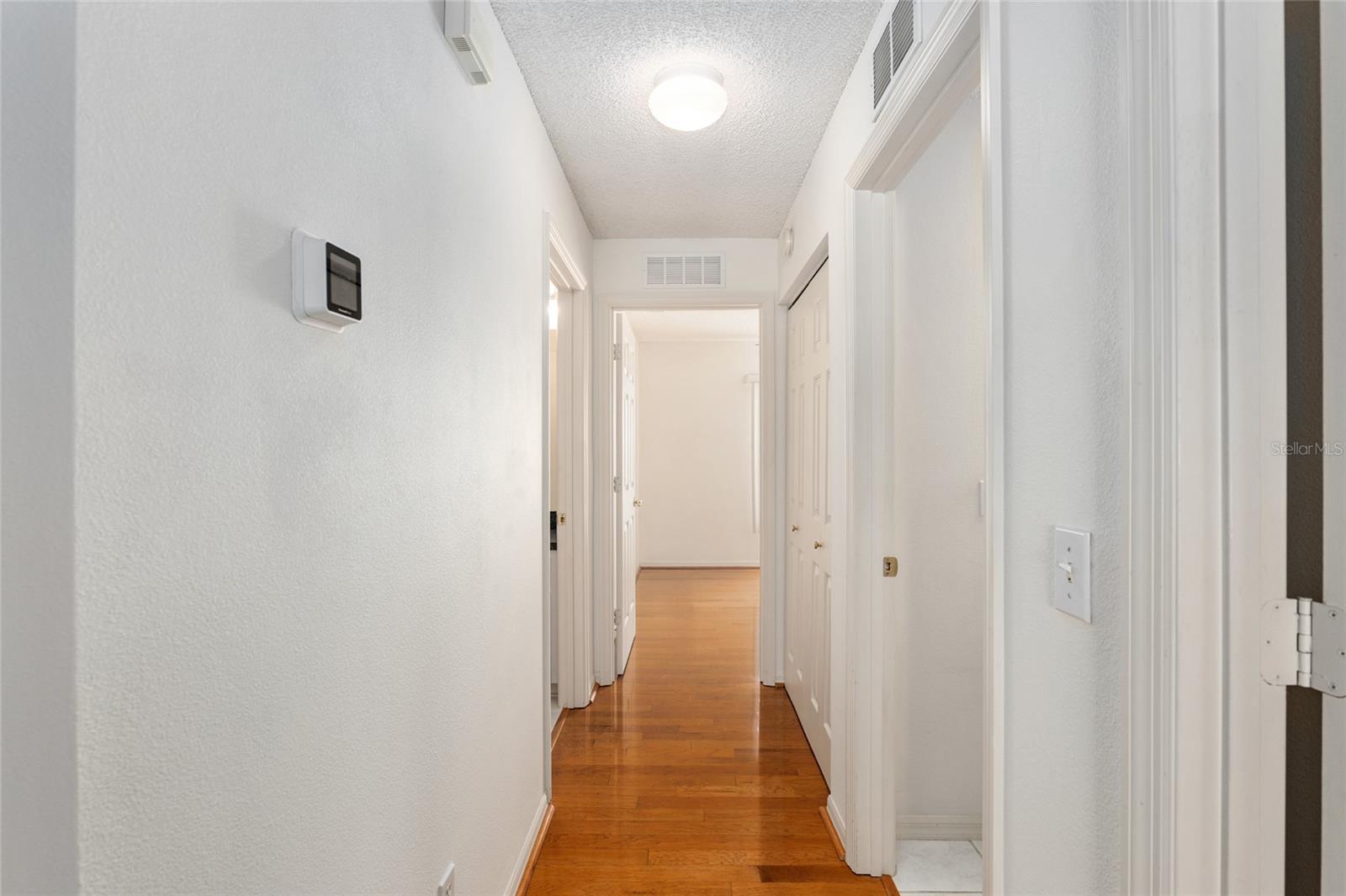 ON TOP OF THE WORLD - Residential