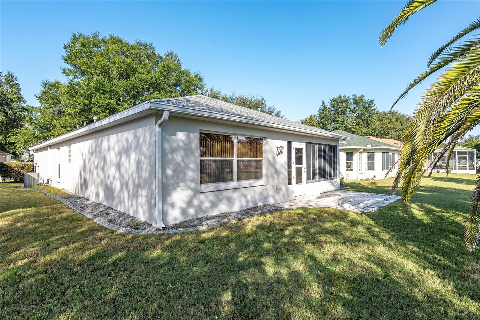 ON TOP OF THE WORLD - Residential