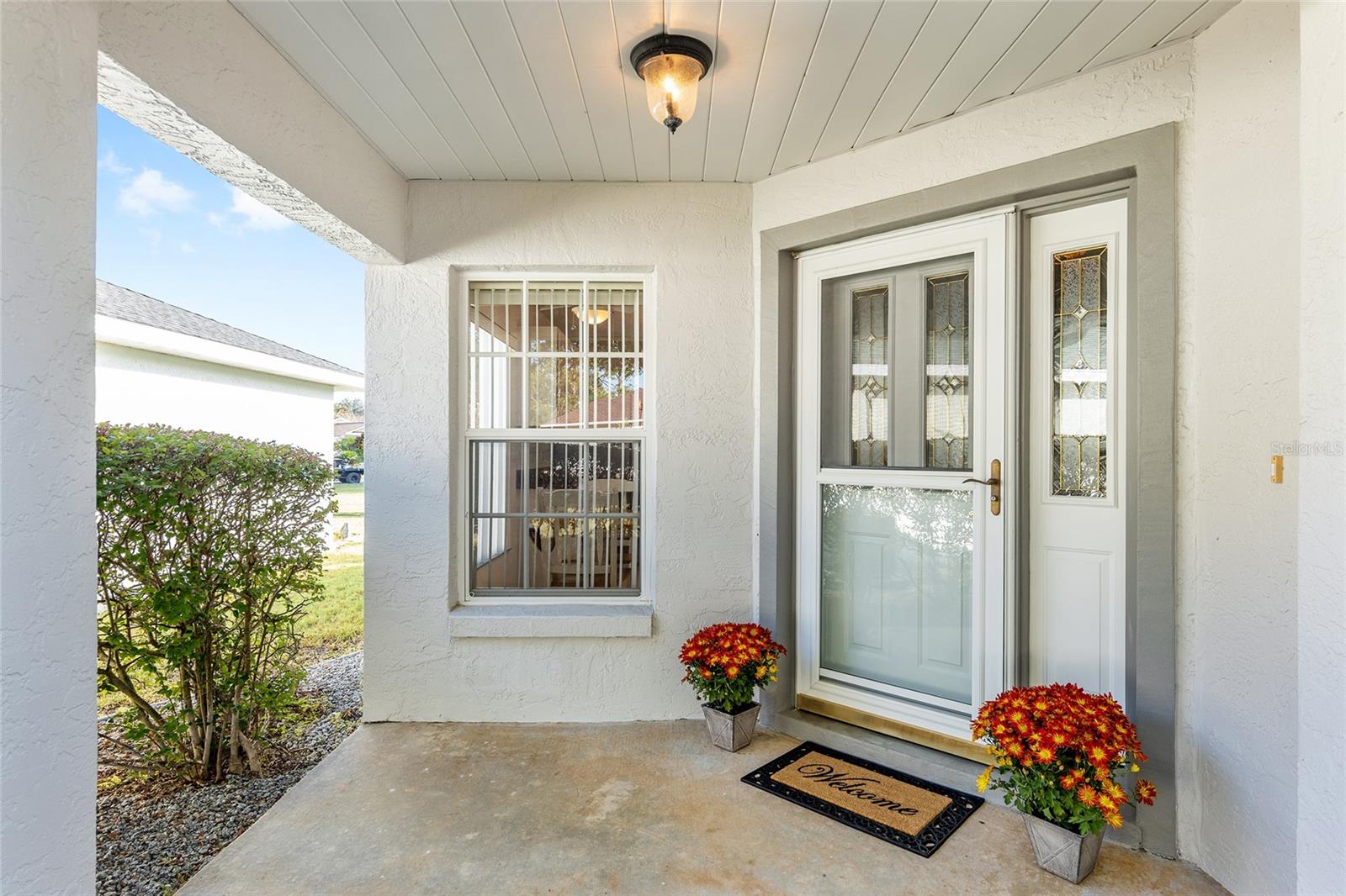 ON TOP OF THE WORLD - Residential